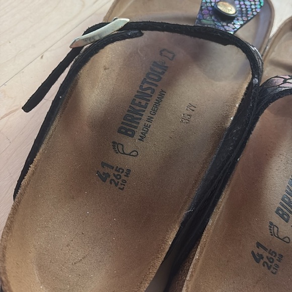 Birkenstock Gizeh Metallic Crocodile Print Sandals | Women’s Size 41 - Picture 5 of 10